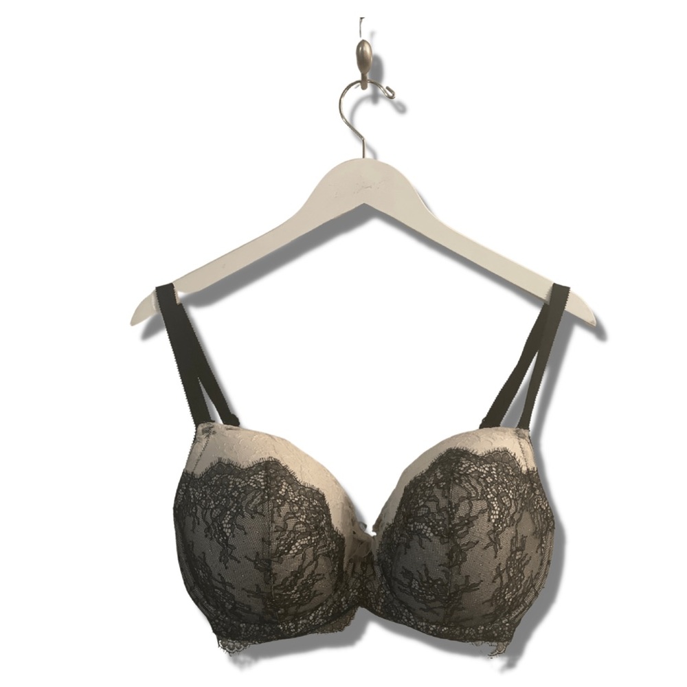 Victoria’s Secret Dream Angels Lined Demi Lace Bra